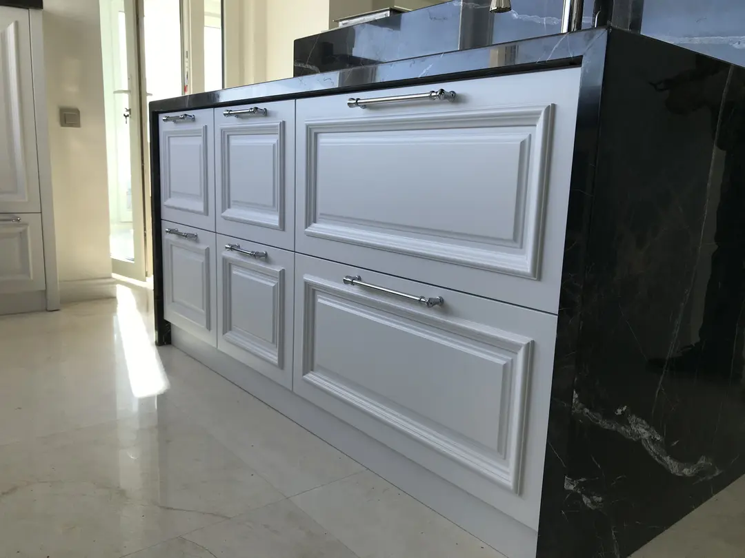 Konyaaltı villa mutfak